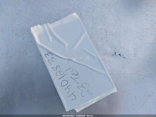 2023 TESLA MODEL Y 7SAYGDEE9PA043063 Photo 10