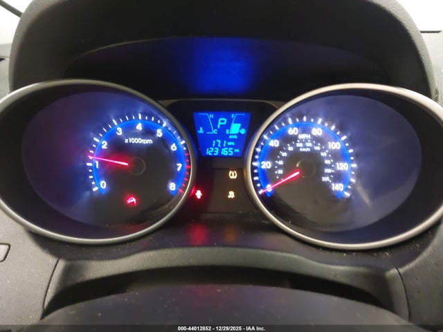 Продаж на аукціоні авто 2015 Hyundai Tucson Gls, vin: KM8JT3AF7FU965113, номер лоту: 44012852