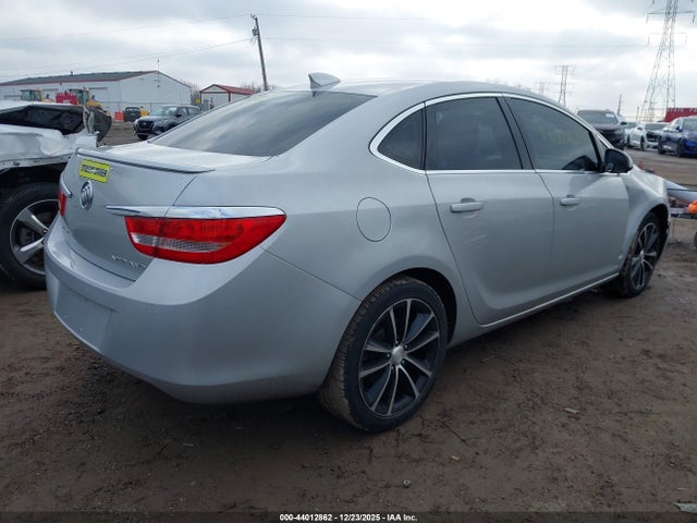 Продажа на аукционе авто 2017 Buick Verano Sport Touring, vin: 1G4PR5SK5H4102460, номер лота: 44012862
