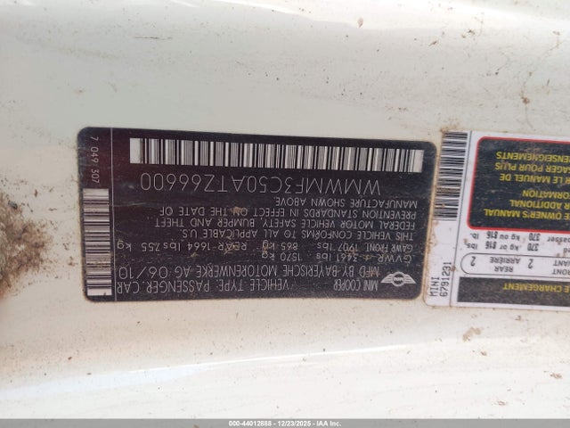2010 MINI COOPER WMWMF3C50ATZ66600 Photo 8