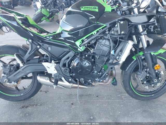 Kawasaki Ex650 P 2025 ML5EXEP15SDAF1608 Image 8