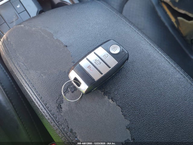 2018 Kia Optima Ex მანქანა იყიდება აუქციონზე, vin: 5XXGU4L31JG185563, აუქციონის ნომერი: 44012950
