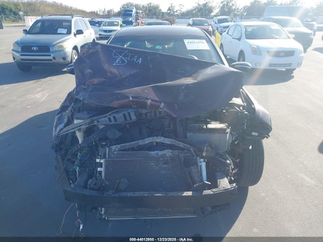 2018 Kia Optima Ex მანქანა იყიდება აუქციონზე, vin: 5XXGU4L31JG185563, აუქციონის ნომერი: 44012950