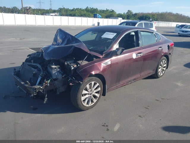 2018 Kia Optima Ex მანქანა იყიდება აუქციონზე, vin: 5XXGU4L31JG185563, აუქციონის ნომერი: 44012950