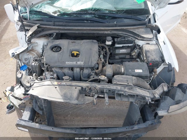 5NPD84LF6JH378958 Hyundai ELANTRA SEL
