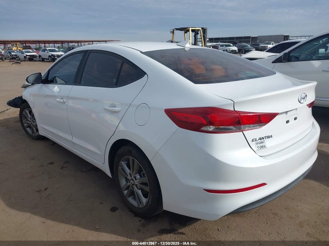 5NPD84LF6JH378958 Hyundai ELANTRA SEL