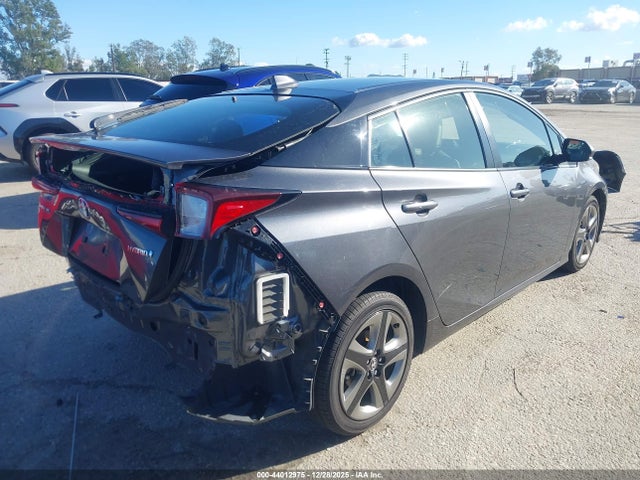 JTDKAMFU9N3190118 Toyota PRIUS XLE
