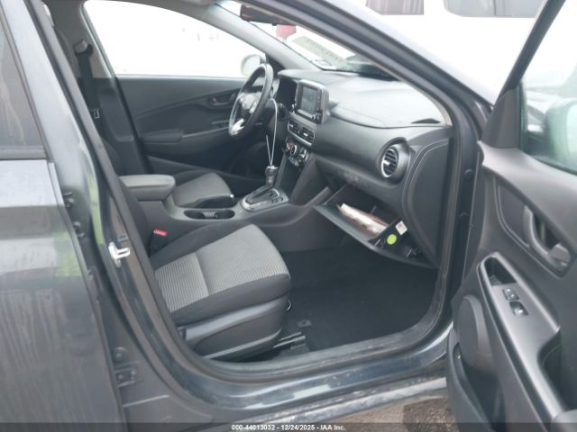 2018 HYUNDAI KONA KM8K2CAA2JU132288 Photo 4