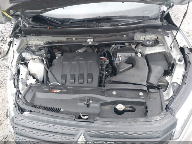 2023 MITSUBISHI ECLIPSE CROSS JA4ATVAA8PZ004832 Photo 9