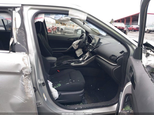 2023 MITSUBISHI ECLIPSE CROSS JA4ATVAA8PZ004832 Photo 4