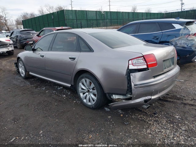2010 AUDI A8 L WAURVAFA8AN005690 Photo 2