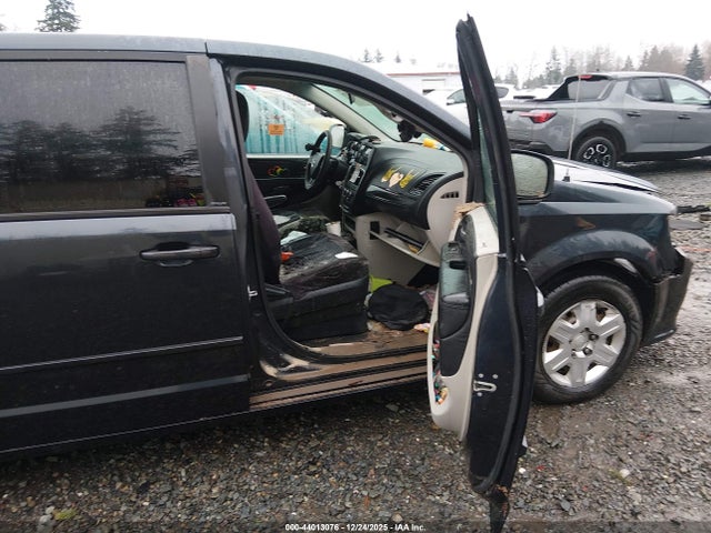 44013076 :رقم المزاد ، 2C4RDGBG7DR642158 vin ، 2013 Dodge Grand Caravan Se مزاد بيع
