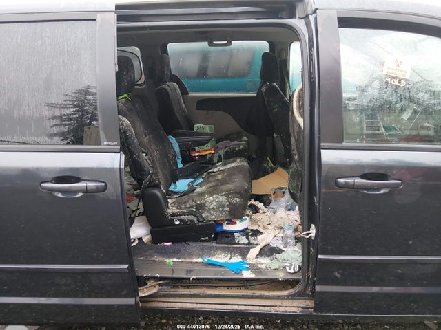 44013076 :رقم المزاد ، 2C4RDGBG7DR642158 vin ، 2013 Dodge Grand Caravan Se مزاد بيع