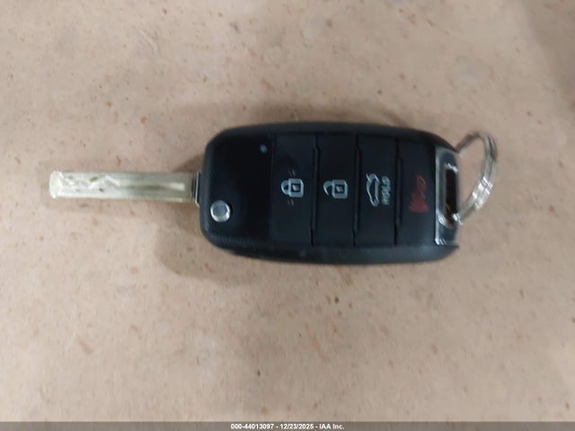 5XXGM4A72FG497341 KIA Optima Lx