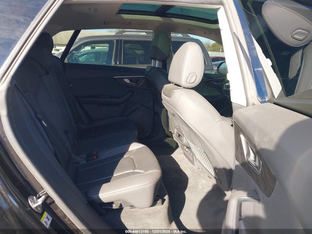 2021 AUDI Q8 WA1AVAF11MD019693 Photo 7