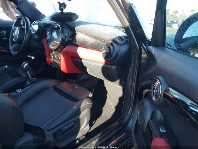 2017 MINI HARDTOP WMWXU3C58H2D32618 Photo 4