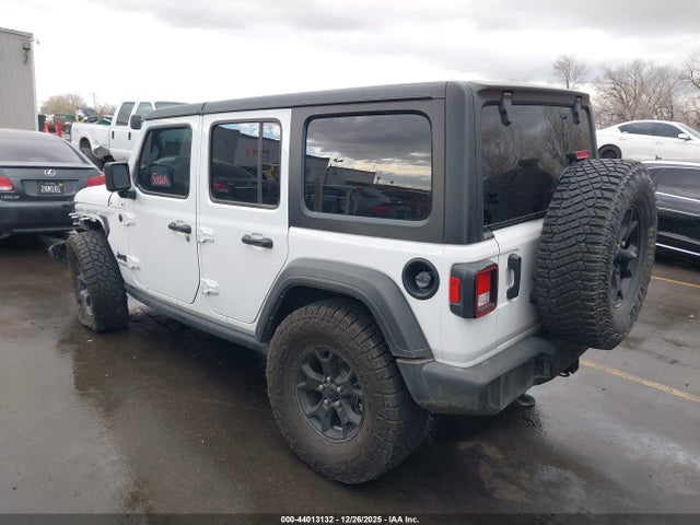 1C4HJXDG8NW252647 Jeep Wrangler Unlimited Sport S 4x4
