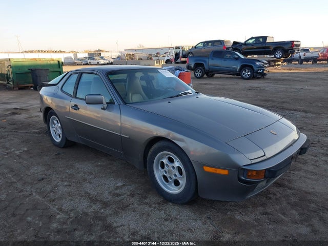 1985 PORSCHE 944 WP0AA0946FN453428