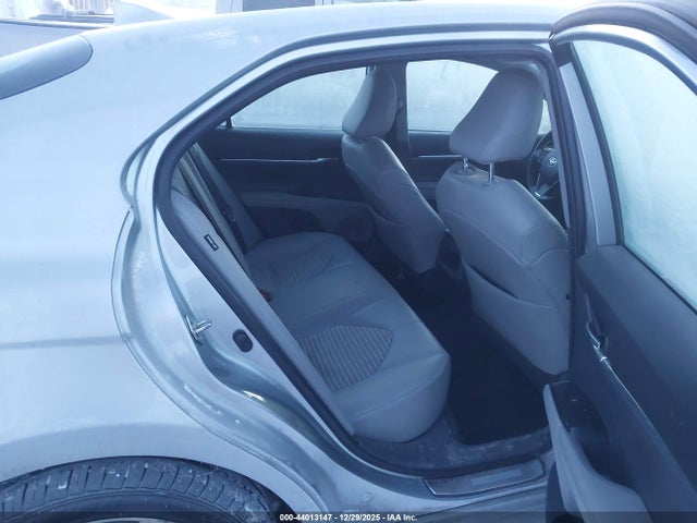 4T1M11AK4LU879242 Toyota CAMRY SE