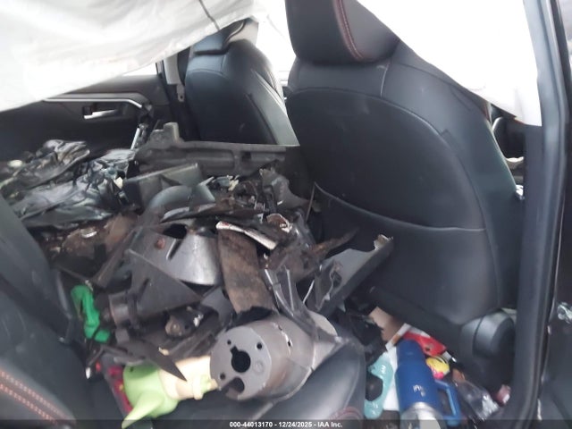 2T3J1RFV8MW172190 Toyota Rav4 Adventure