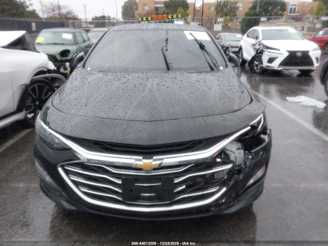 1G1ZD5ST9NF123678 Chevrolet Malibu Fwd Lt