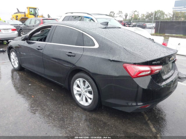 1G1ZD5ST9NF123678 Chevrolet Malibu Fwd Lt