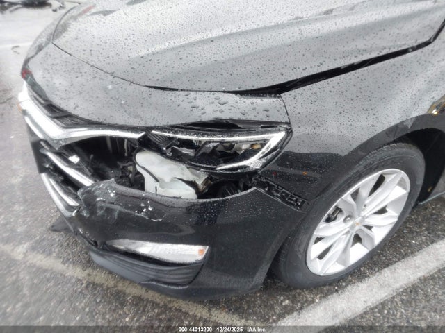 1G1ZD5ST9NF123678 Chevrolet Malibu Fwd Lt
