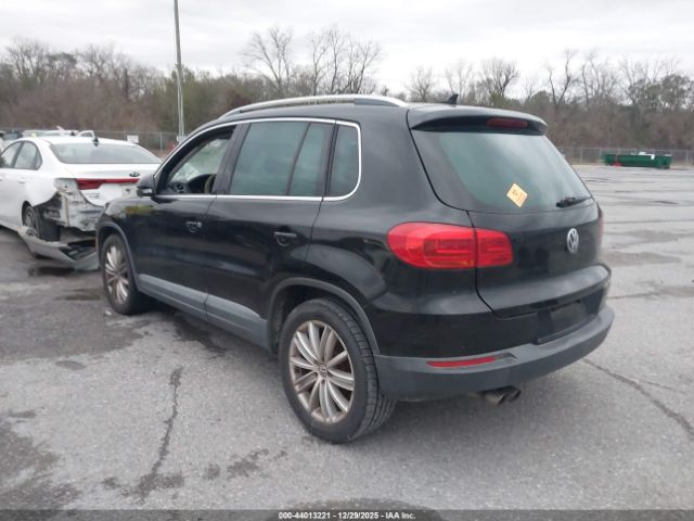 2012 VOLKSWAGEN TIGUAN WVGAV7AX3CW514240 Photo 2