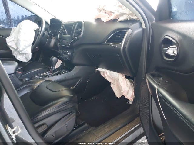 1C4PJLLB1KD206336 Jeep Cherokee Latitude Plus Fwd
