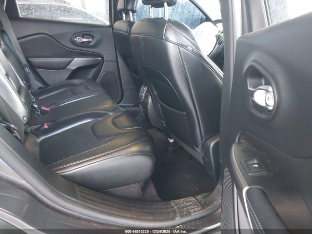 1C4PJLLB1KD206336 Jeep Cherokee Latitude Plus Fwd