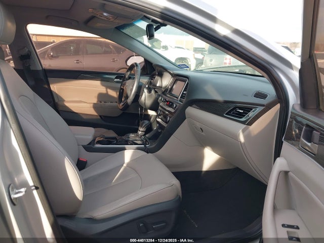 Aukcja sprzedaży 2018 Hyundai Sonata Limited, vin: 5NPE34AF3JH678589, numer aukcji: 44013284