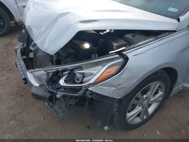 Aukcja sprzedaży 2018 Hyundai Sonata Limited, vin: 5NPE34AF3JH678589, numer aukcji: 44013284