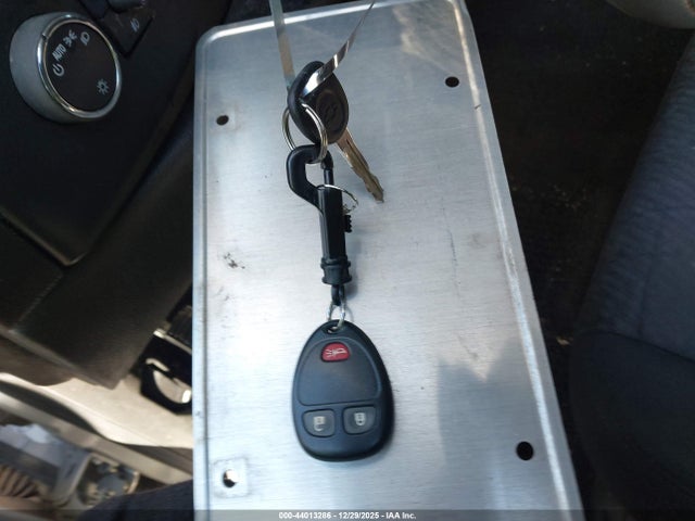 2013 CHEVROLET SILVERADO 1500 1GCRCSE04DZ223694 Photo 10