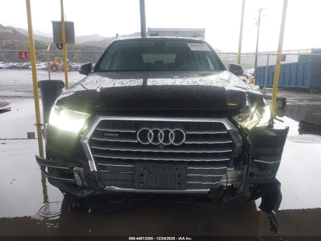 WA1VAAF78HD044503 Audi Q7 3.0t Premium