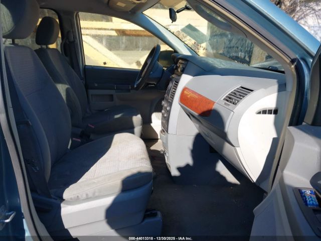 2008 CHRYSLER TOWN & COUNTRY 2A8HR44H08R129401 Photo 4