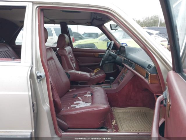 1985 MERCEDES-BENZ 300 WDBCB20D3FA163684 Photo 4
