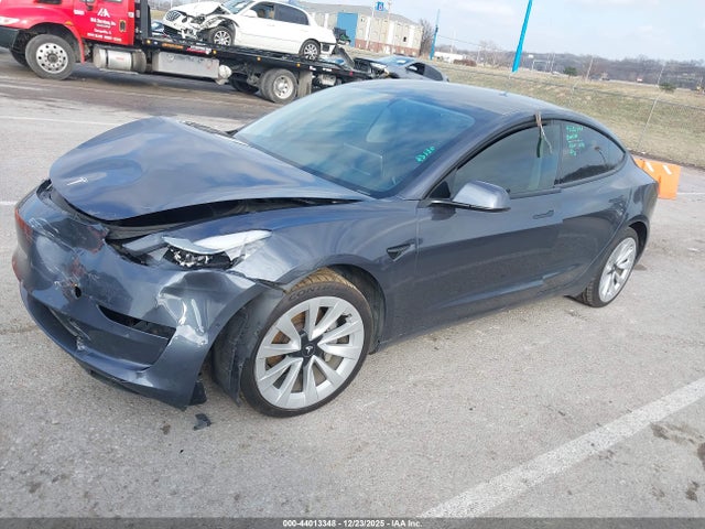 2022 TESLA MODEL 3 5YJ3E1EB4NF208390 Photo 1