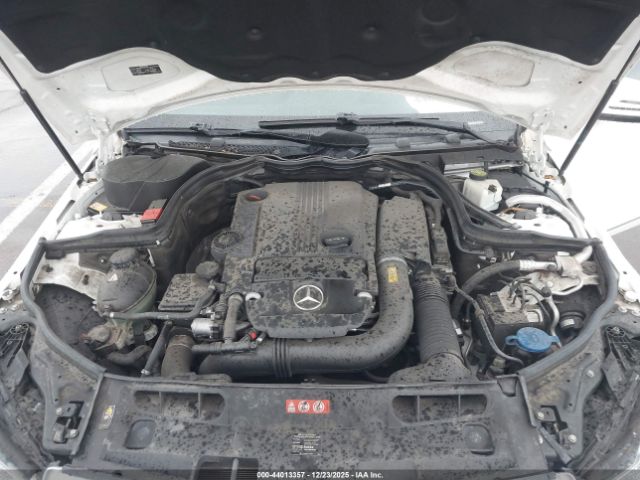2013 MERCEDES-BENZ C 250 WDDGF4HB7DR267198 Photo 9