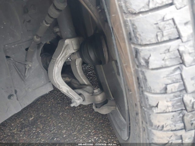 7JRA22TM5KG013637 Volvo S60 T6 R-design