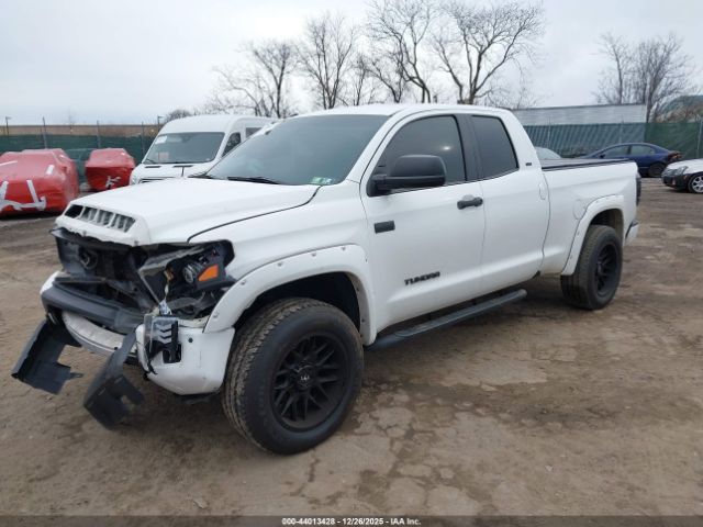 2016 TOYOTA TUNDRA 5TFUY5F13GX493715 Photo 1