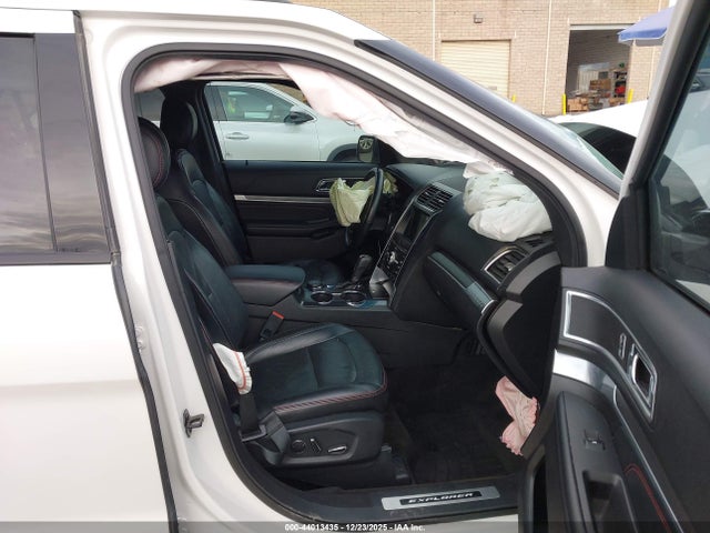 1FM5K8GT6HGC22149 Ford EXPLORER SPORT