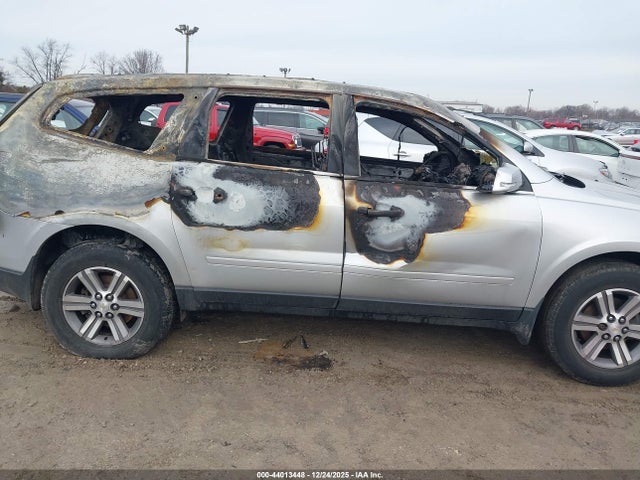 44013448 :رقم المزاد ، 1GNKRGKD4FJ152395 vin ، 2015 Chevrolet Traverse 1lt مزاد بيع