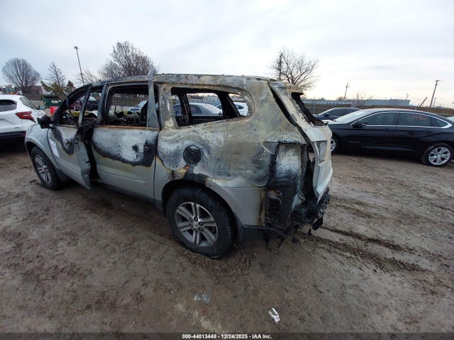 44013448 :رقم المزاد ، 1GNKRGKD4FJ152395 vin ، 2015 Chevrolet Traverse 1lt مزاد بيع