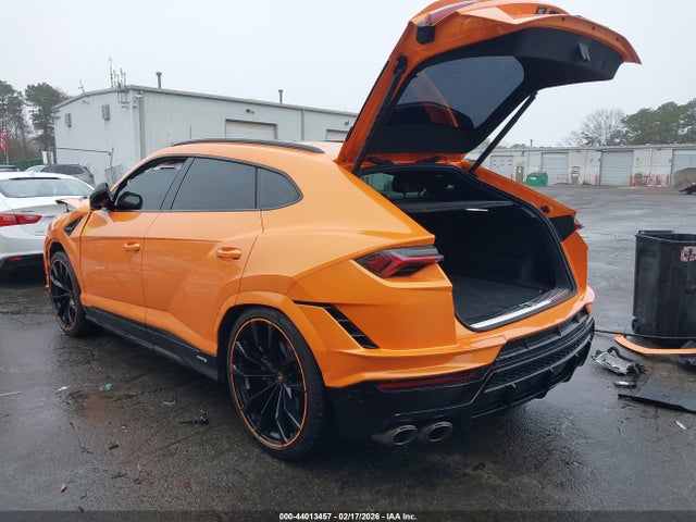 2024 LAMBORGHINI URUS ZPBUB3ZL7RLA31311 Photo 2