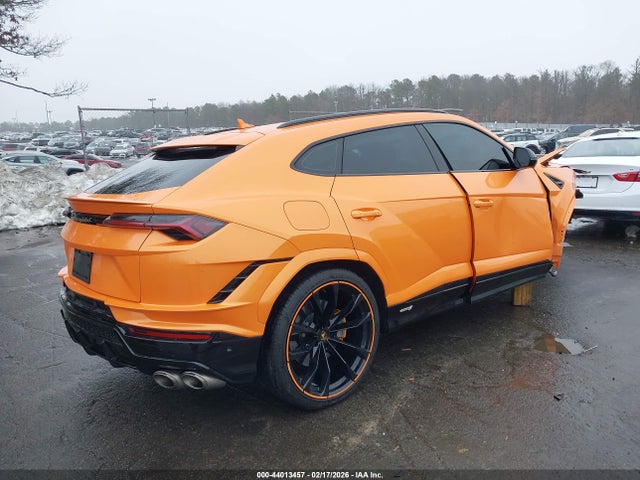 2024 LAMBORGHINI URUS ZPBUB3ZL7RLA31311 Photo 3
