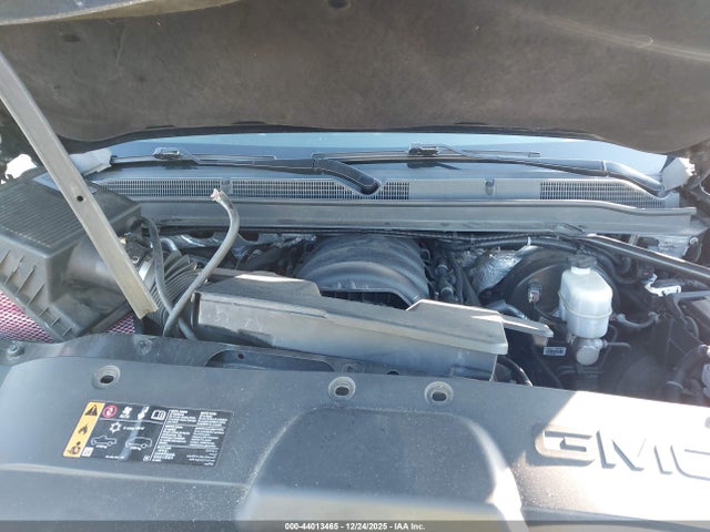 2017 GMC YUKON XL 1GKS2HKJ4HR399319 Photo 9