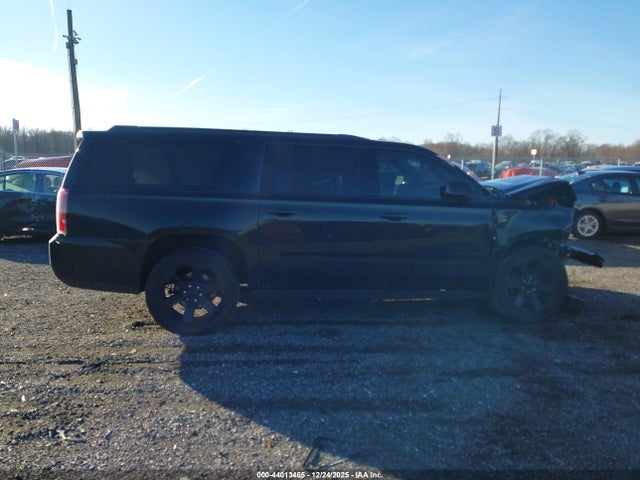 Продажа на аукционе авто 2017 Gmc Yukon Xl Denali, vin: 1GKS2HKJ4HR399319, номер лота: 44013465
