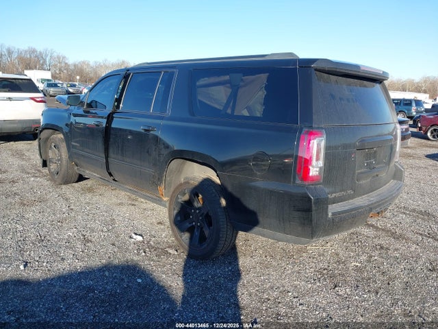 2017 GMC YUKON XL 1GKS2HKJ4HR399319 Photo 2