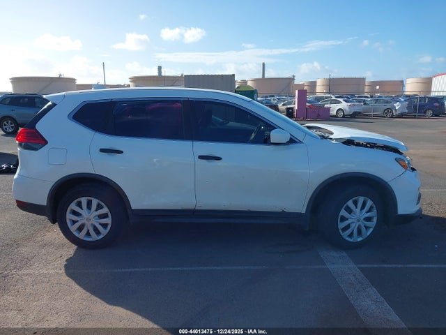 JN8AT2MTXHW149640 Nissan ROGUE S