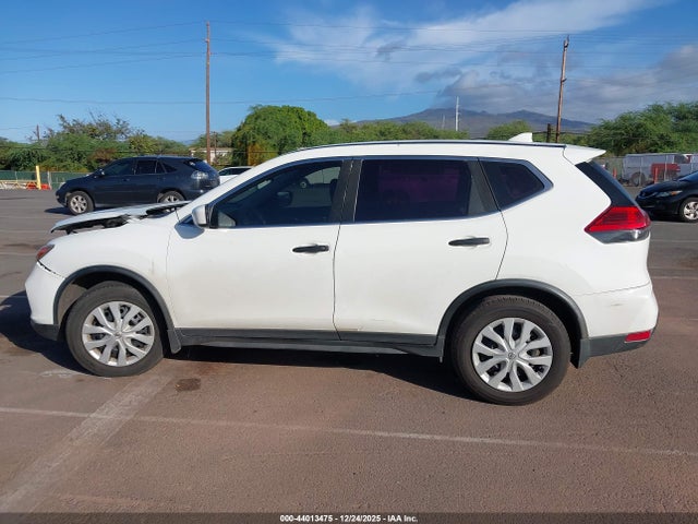 JN8AT2MTXHW149640 Nissan ROGUE S
